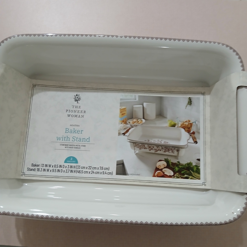 The Pioneer Woman Elegant White Baker with Stand